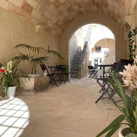 Dimora Assuntina Martano Bed and Breakfast Buitenkant foto