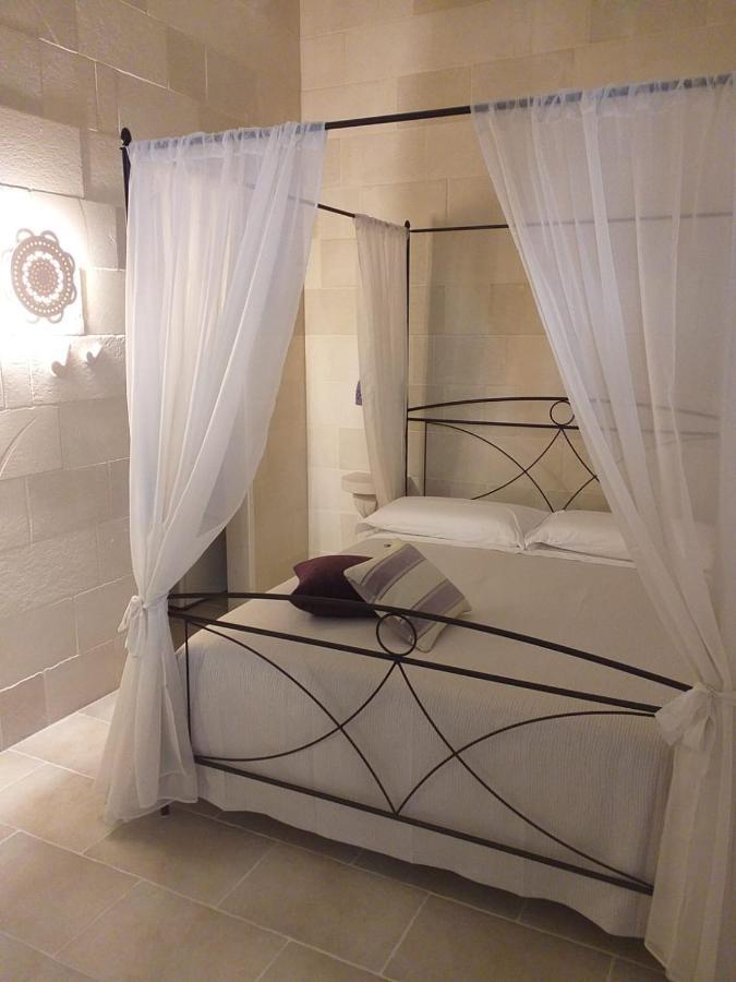 Dimora Assuntina Martano Bed and Breakfast Buitenkant foto