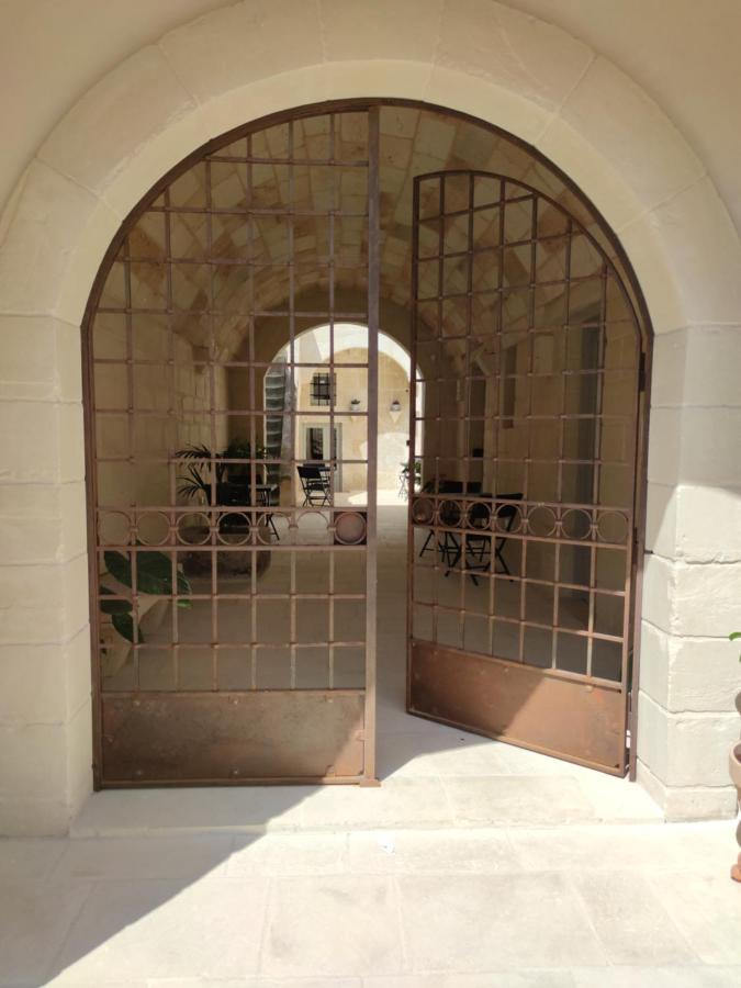 Dimora Assuntina Martano Bed and Breakfast Buitenkant foto