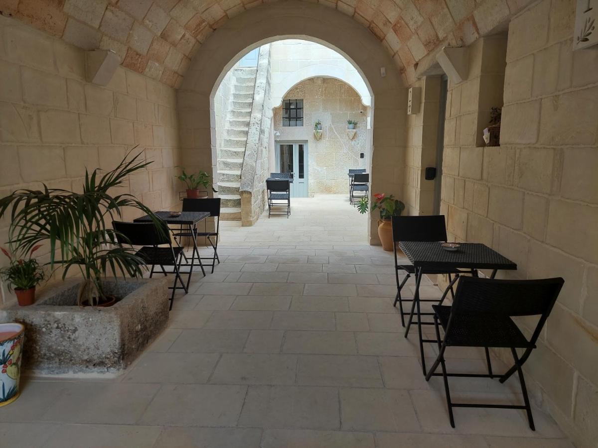 Dimora Assuntina Martano Bed and Breakfast Buitenkant foto
